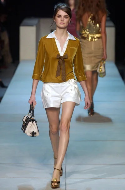 Look 15